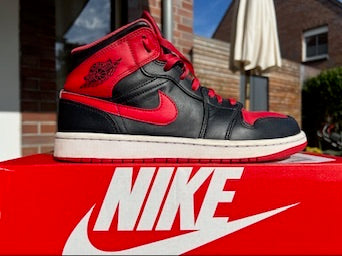 Nike Sneaker Air Jordan 1 Mid Schwarz Rot Weiss ·Gr 44· Herren Retro Basketball Schuhe