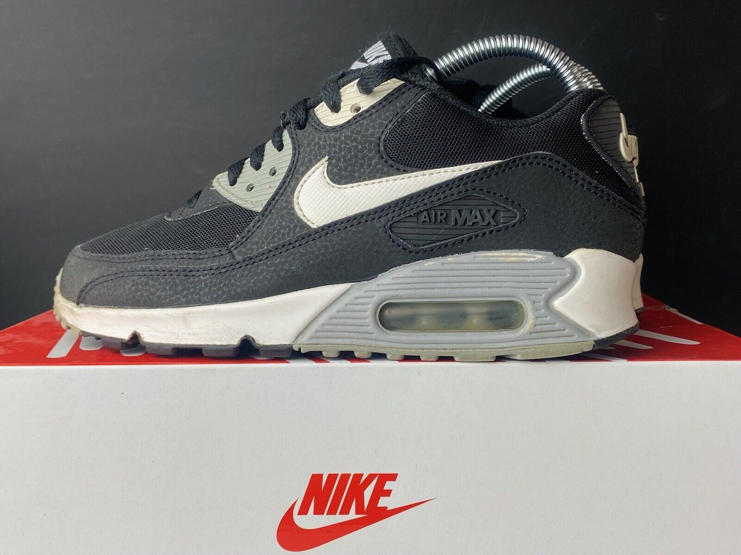 Nike Air Max 90 Essential Black Wolf Grey GR 38