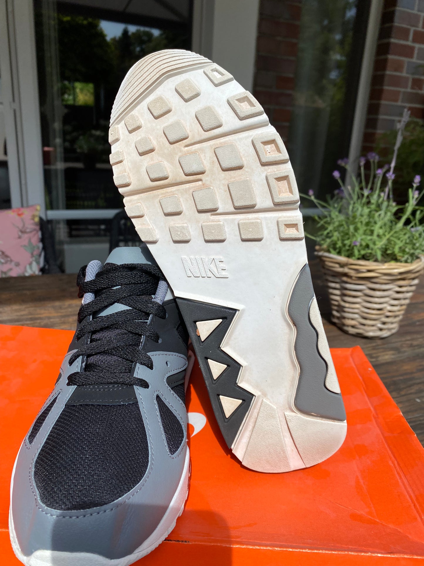 Nike Air Structure Triax 91 Schwarz Smoke Grau