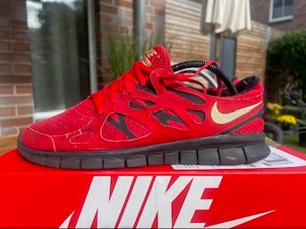 Nike Sneaker Free Run 2 ·Gr 44· Herren Running Training Retro Sportschuhe