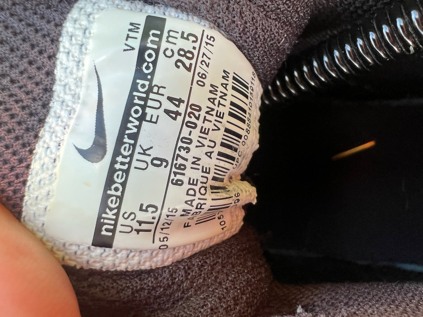 Nike Sneaker Air Max 90 Essential Schwarz Grau Rot ·Gr 44· Herren Retro Running