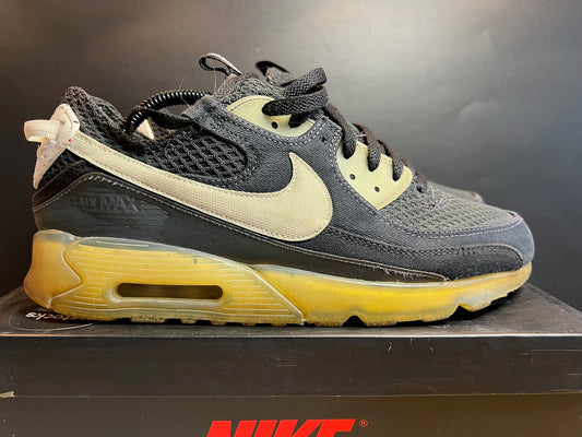 Nike Sneaker Air Max 90 Terrascape Schwarz Weiss ·Gr 45· Herren Retro Running Schuhe