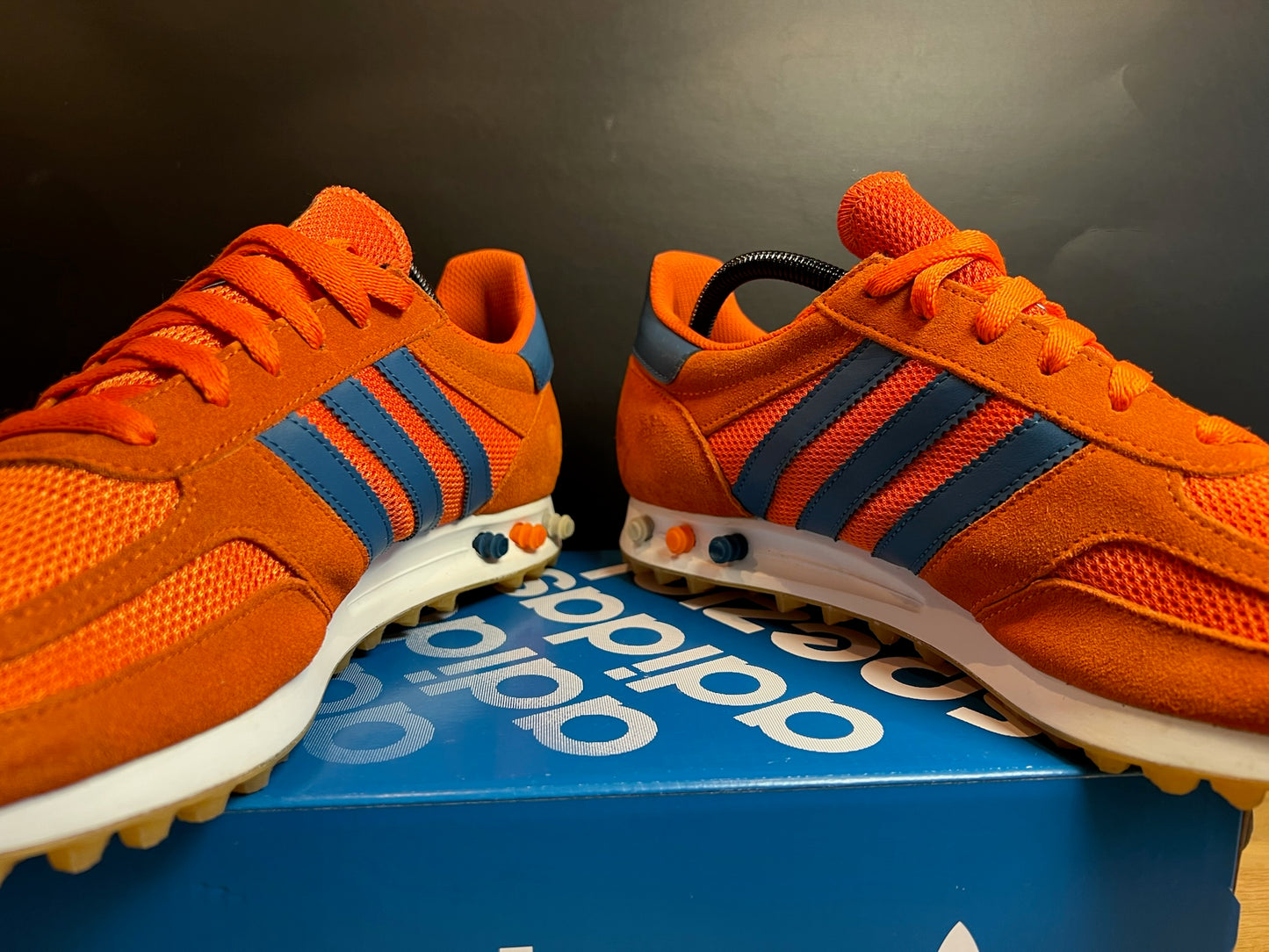 Adidas LA Trainer | Orange/Blau | Größe 44 2/3