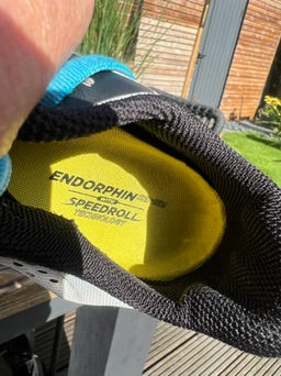 Saucony Sneaker Endorphin Pro 2 Weiss Schwarz ·Gr 43· Herren Running Performance