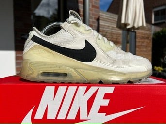 Nike Sneaker Air Max 90 Terrascape ·Gr 42· Herren Retro Running Schuhe