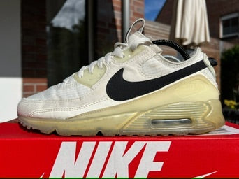 Nike Sneaker Air Max 90 Terrascape ·Gr 42· Herren Retro Running Schuhe