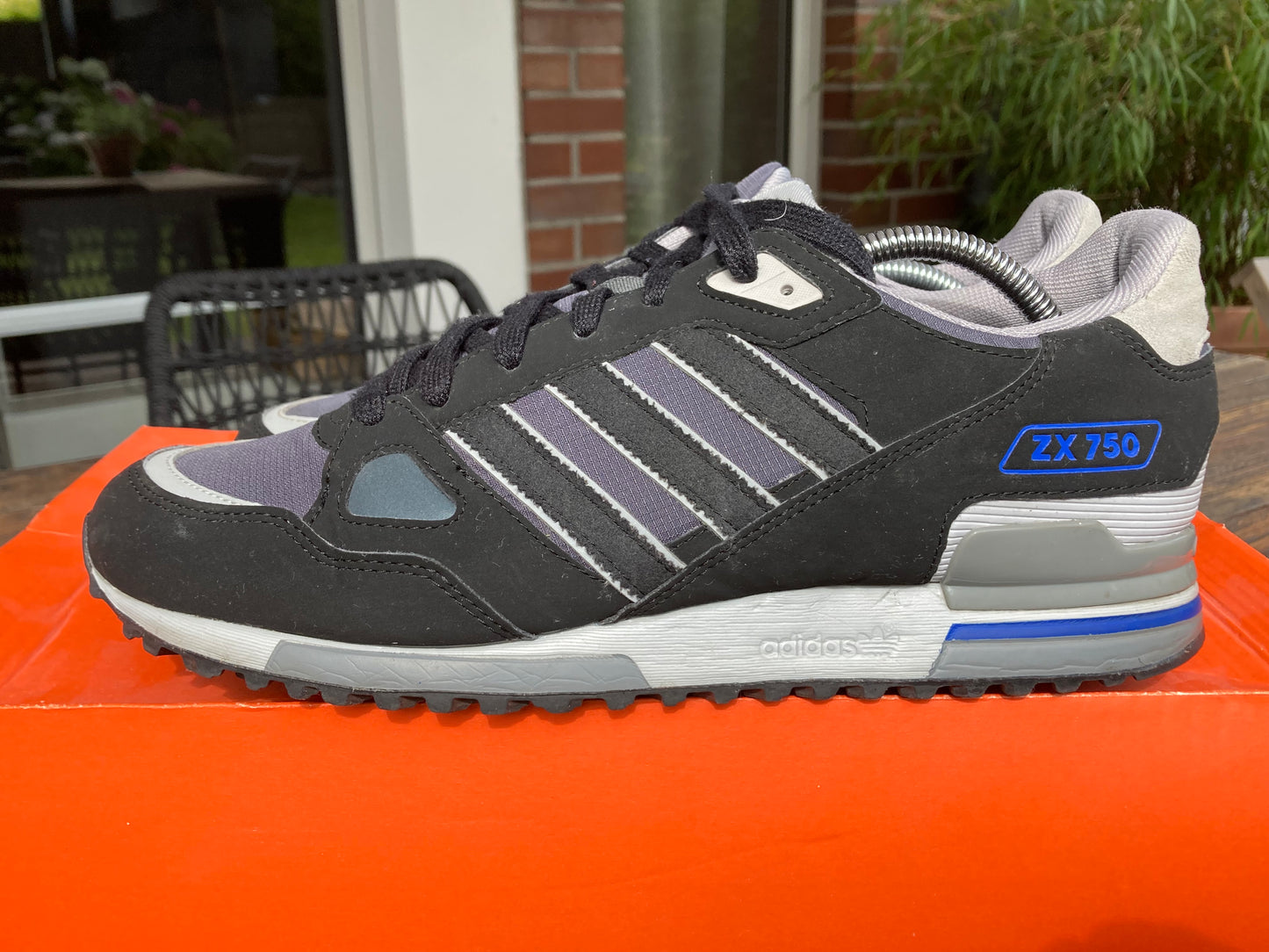 Adidas Originals ZX 750 Schwarz Blau / GR 44 2/3