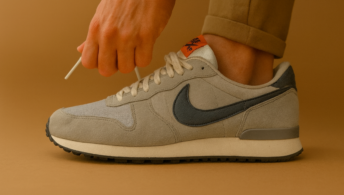 Nike Sneaker Air Vortex Grau ·Gr 42,5· Herren Retro Running Originals Sportschuhe