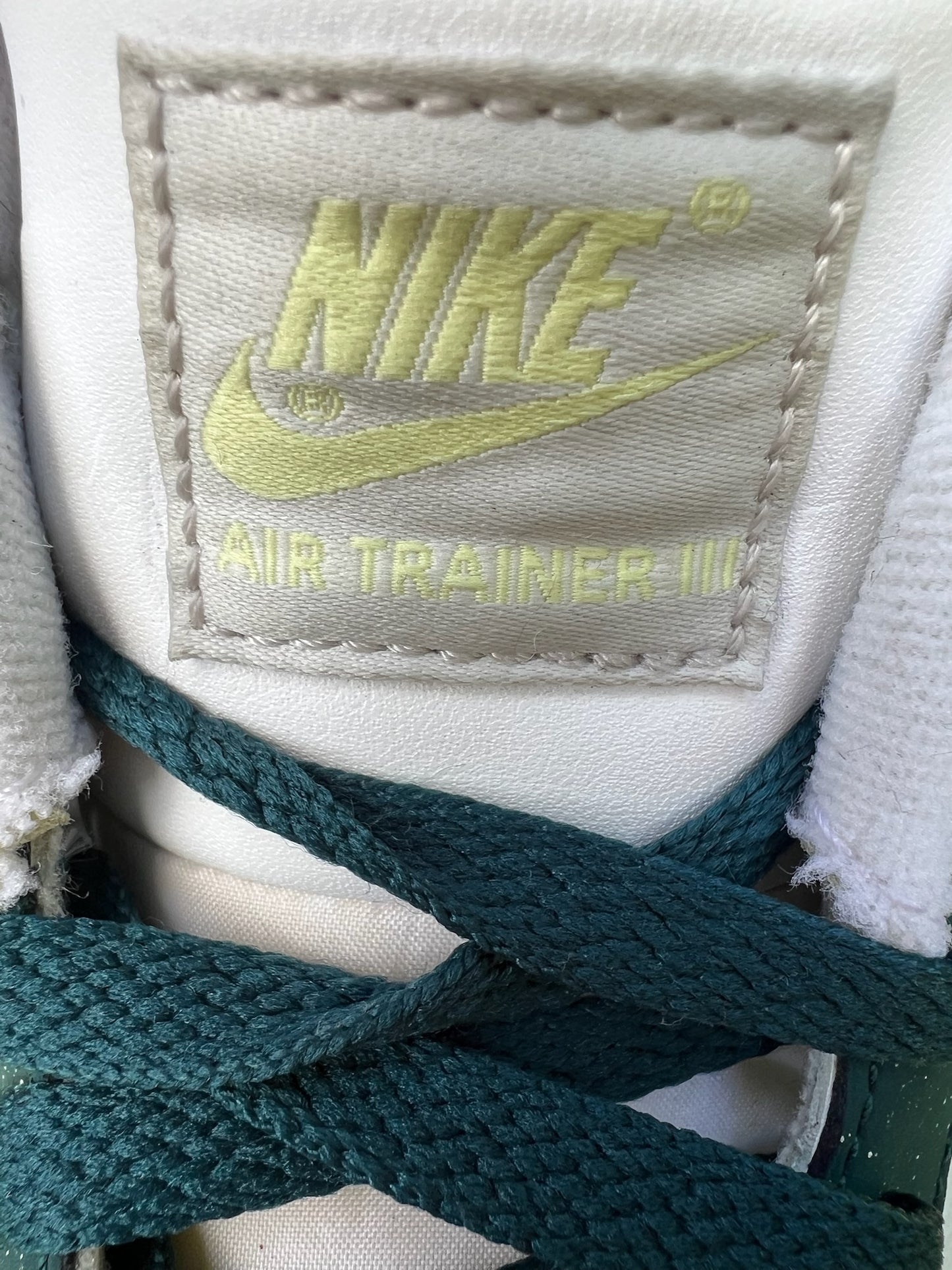 Nike Vintage Sneaker Air Trainer 3 Weiss Tuerkis Gruen ·Gr 45· Herren Retro Basketball Schuhe