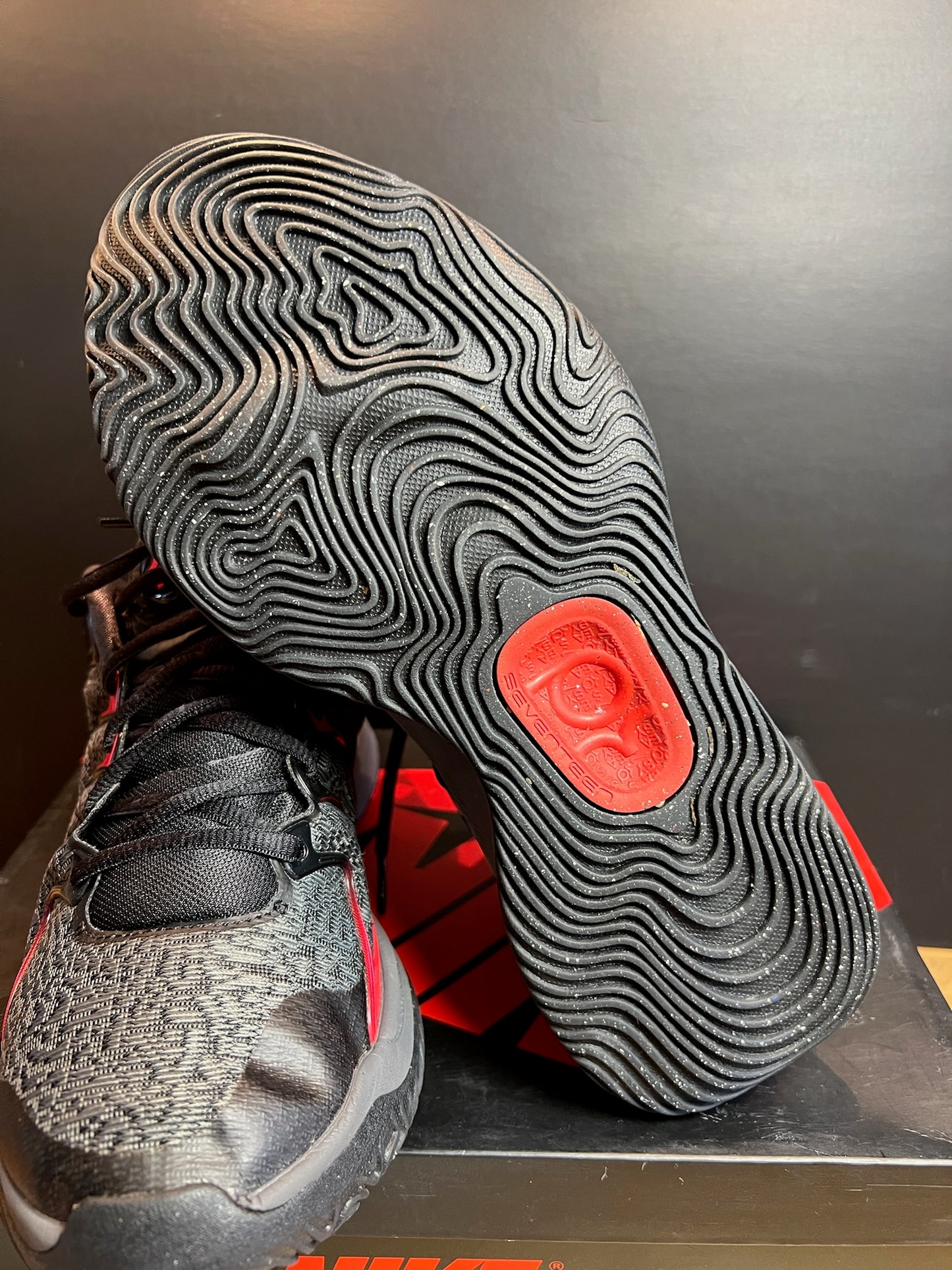 Nike Sneaker KD 17 Schwarz Rot ·Gr 42· Herren Basketball Performance Sportschuhe