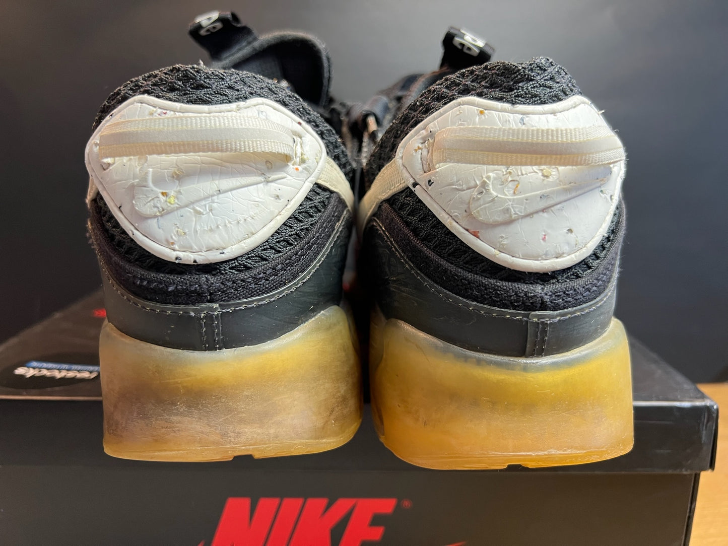 Nike Sneaker Air Max 90 Terrascape Schwarz Weiss ·Gr 45· Herren Retro Running Schuhe