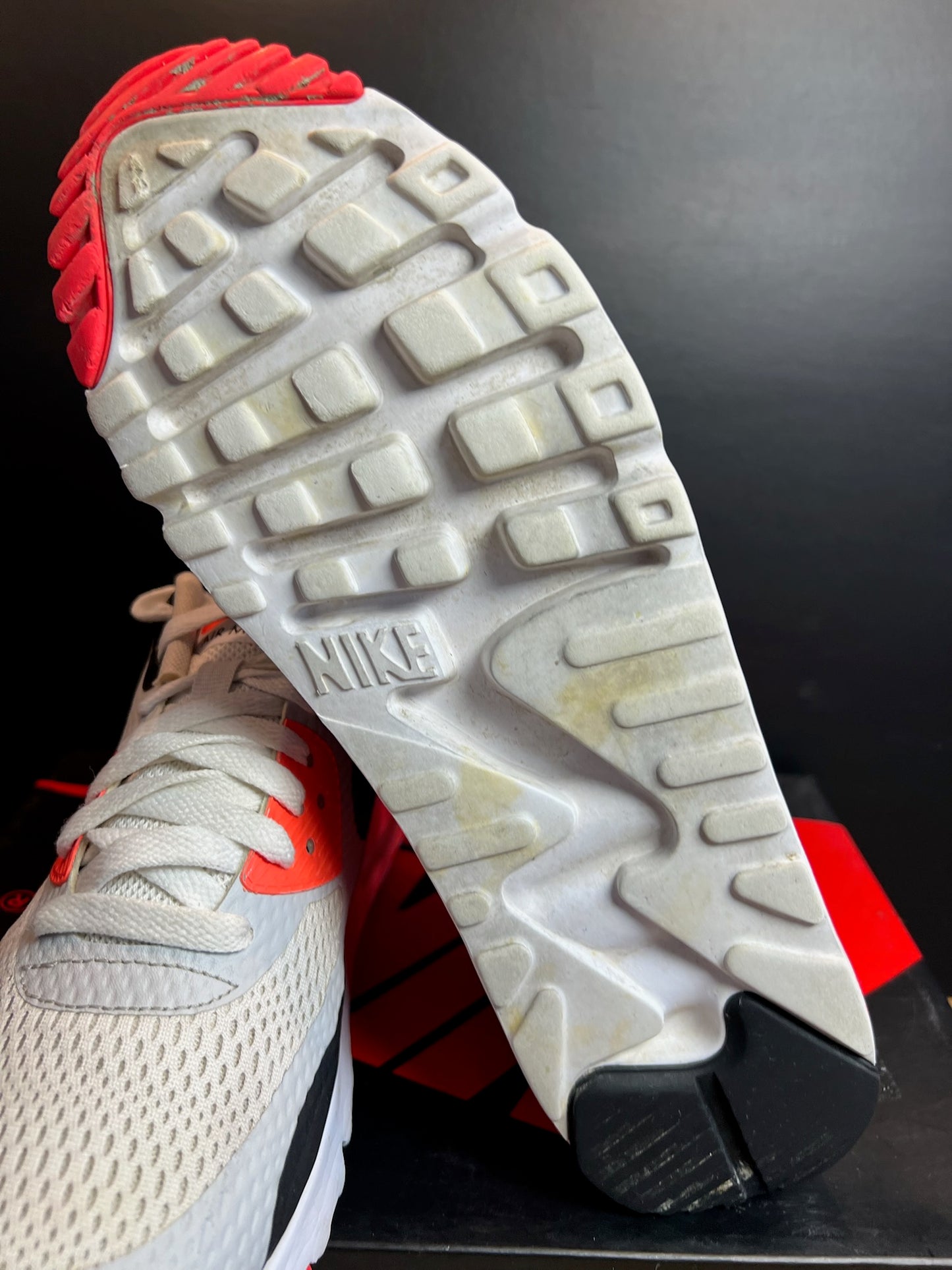 Nike Sneaker Air Max 90 Ultra Essential Weiss Grau Rot Schwarz ·Gr 42,5· Herren