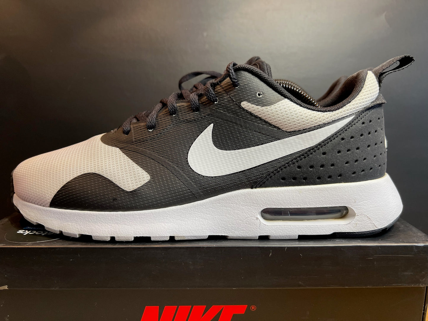 Nike Sneaker Air Max Tavas Schwarz Weiss ·Gr 45,5· Herren Retro Running Originals Schuhe